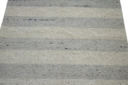 Modern Hand-Tufted Wool Area Rug Zig-Zag Design