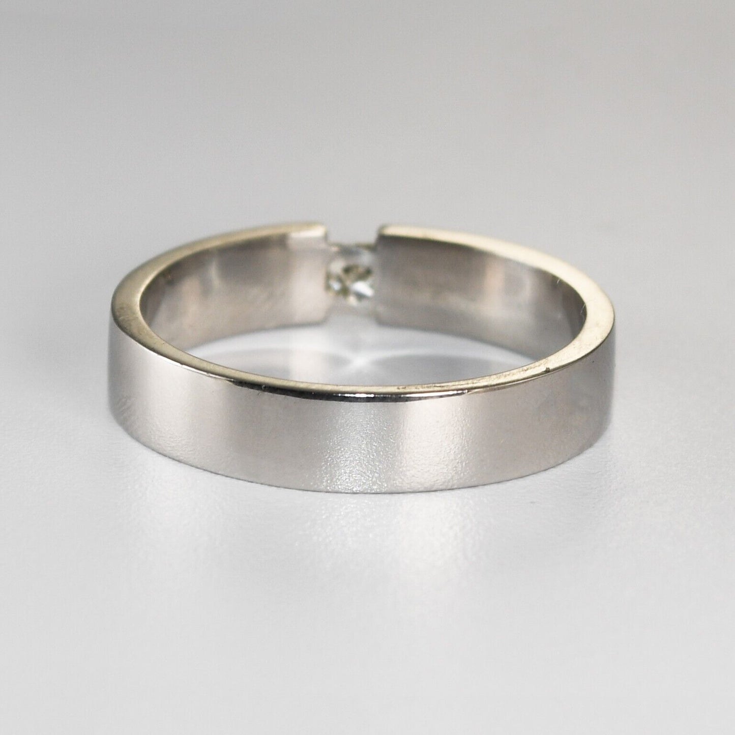 Mens Platinum Princess Cut Diamond Wedding Band