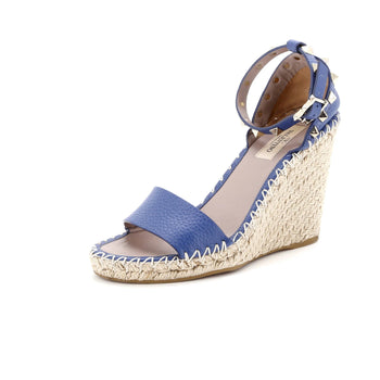 Valentino Garavani Women'S Rockstud Ankle Strap Double Wedge Sandals Leather