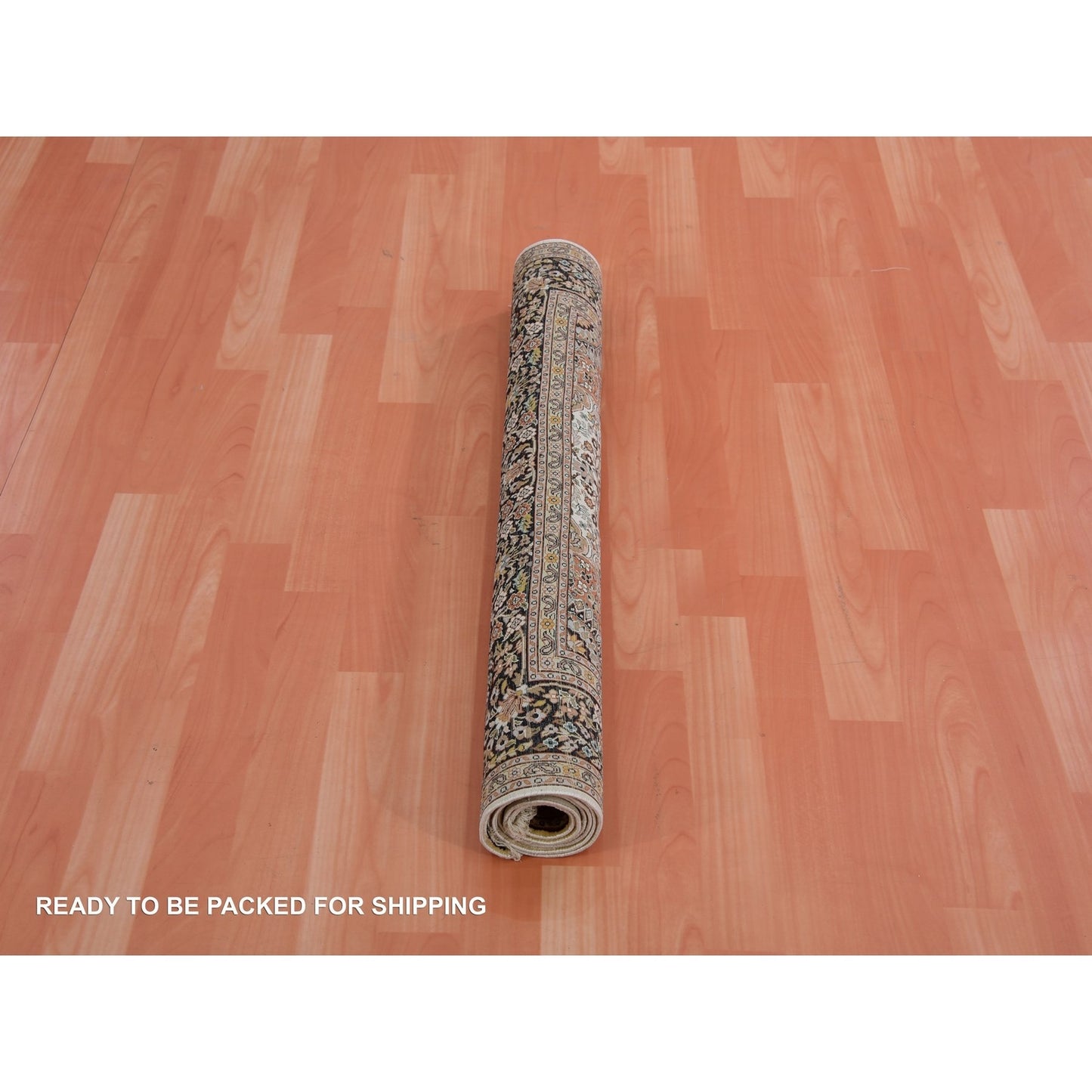 3'X5'5" Ivory Silk Intricate Medallion Design Hand Knotted Oriental Rug