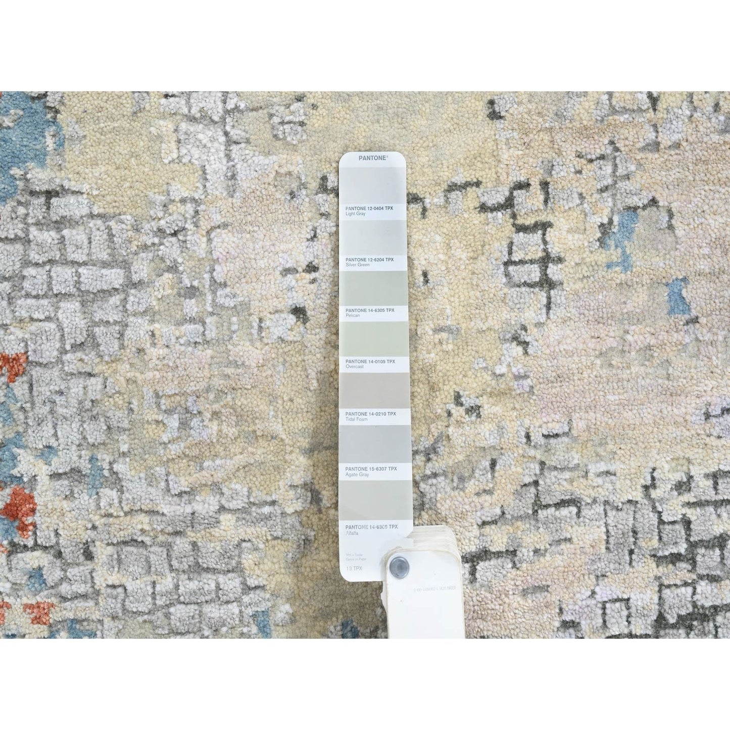 5'10"X5'10" Cream Abstract Design Wool And Silk Hand Knotted Round Rug