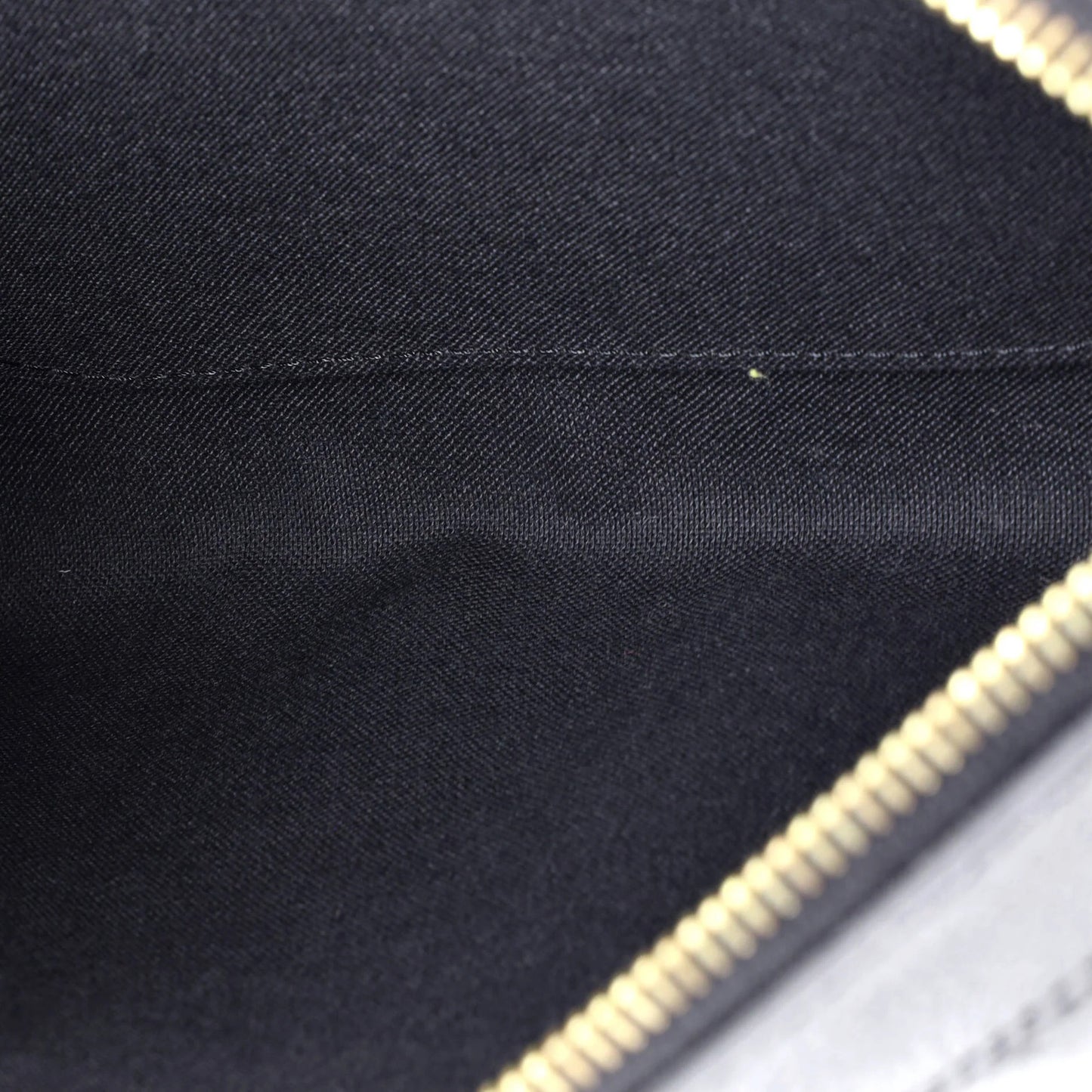 Louis Vuitton Daily Pouch Monogram Empreinte Leather