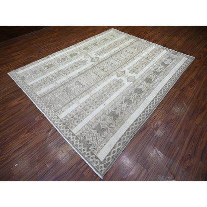 7'8"X9'6" Taupe Brown Fine Peshawar Wool Hand Knotted Oriental Rug