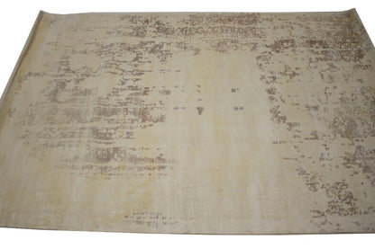 Distressed Cream Floral Design 4X6 Hand-Loomed