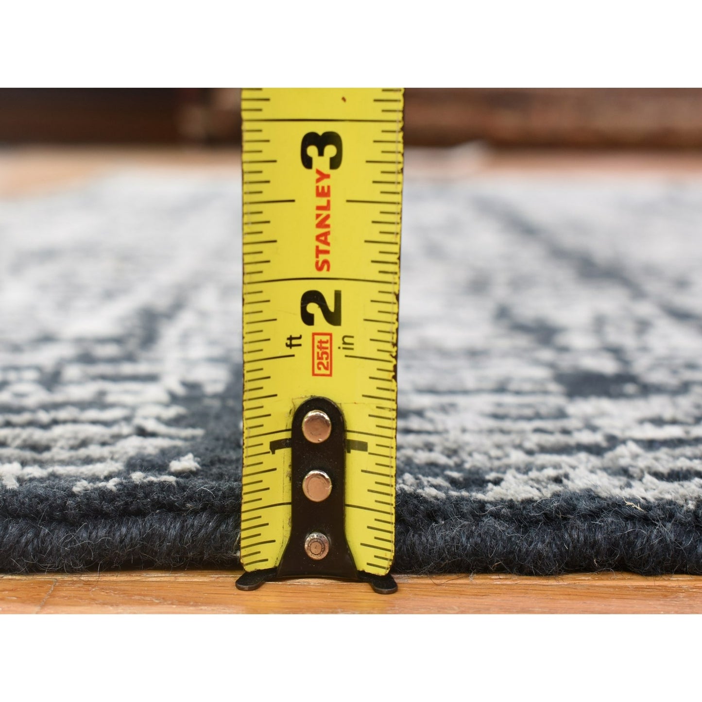 5'10"X9' Black Modern Wool And Plant Based Silk Hand Loomed Rug