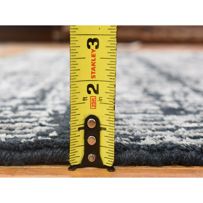 5'10"X9' Black Modern Wool And Plant Based Silk Hand Loomed Rug