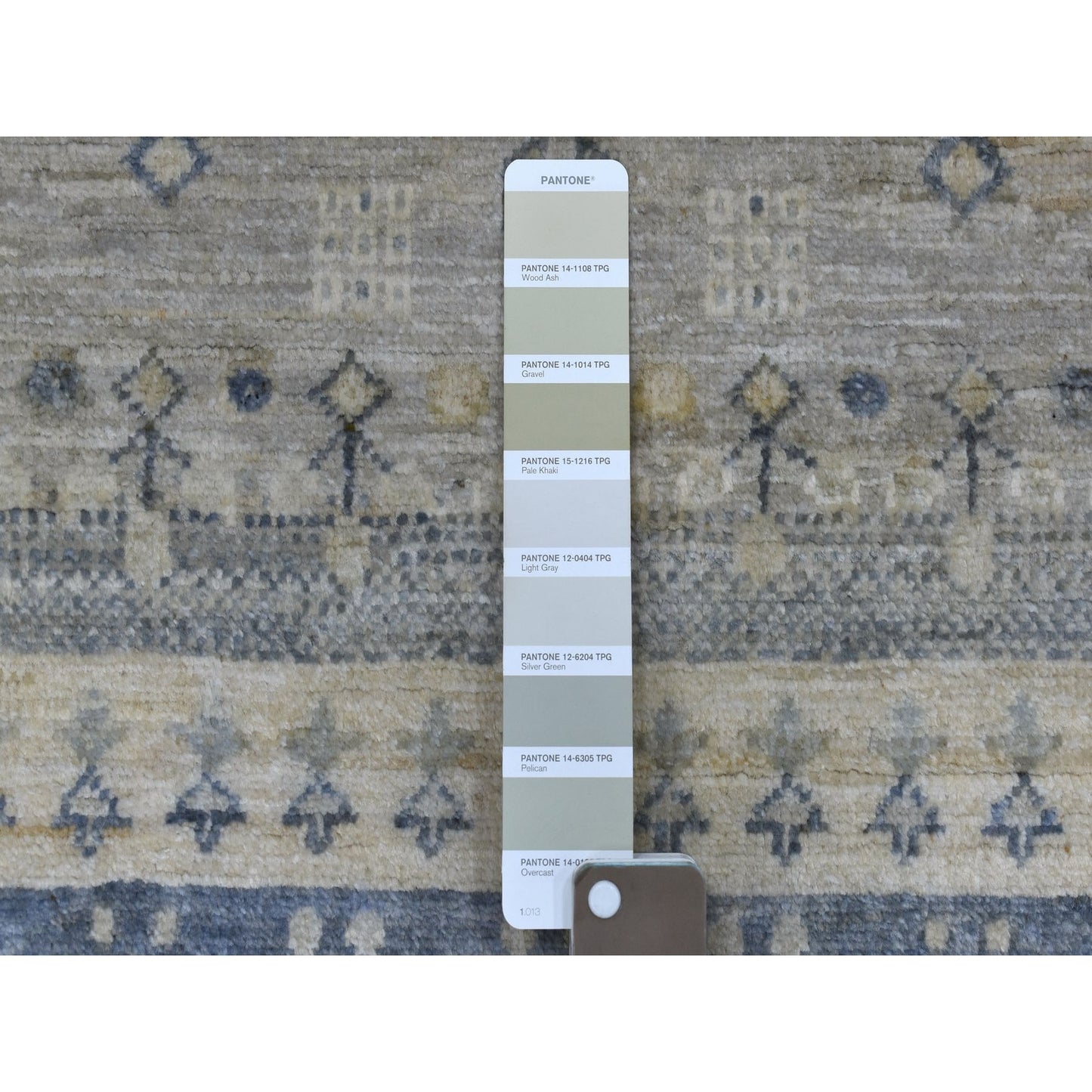 4'X6' Hand-Knotted Taupe Kashkuli Gabbeh Small Animal Figurines Wool Rug
