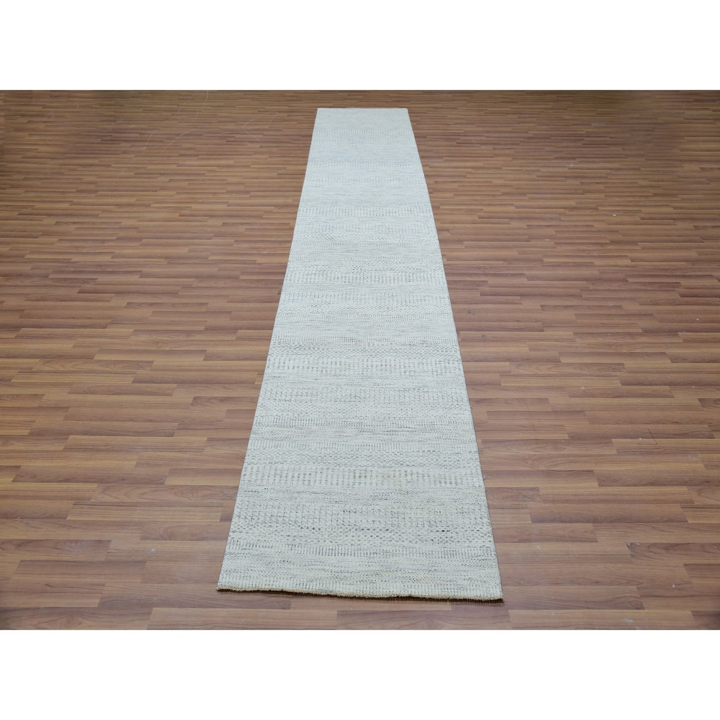 Rug 2'7"x13'9" Owl Gray Hand Knotted Grass Design Undyed Pure Wool Runner