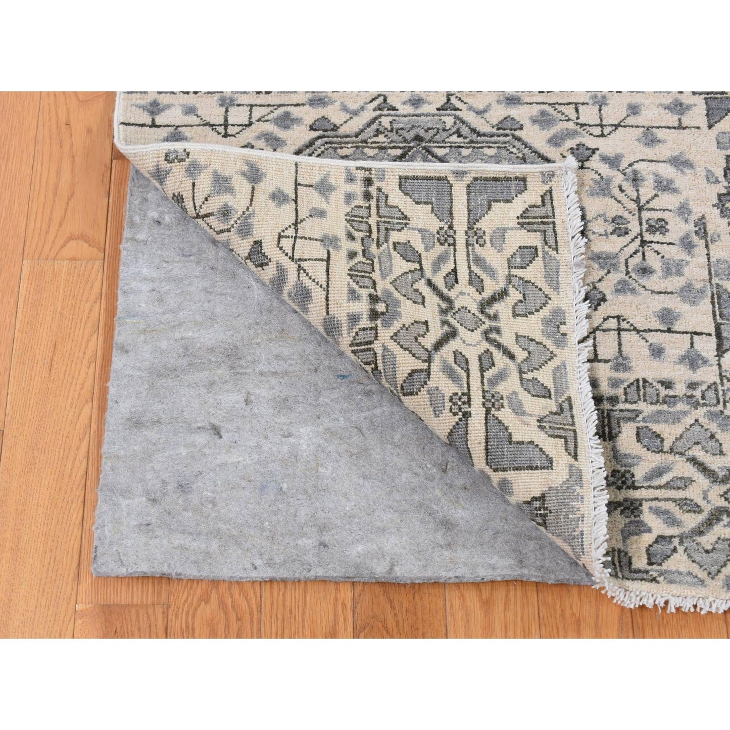 8'2"X10'5" Gray Ottoman Mamluk Design Hand Knotted Undyed Wool Rug