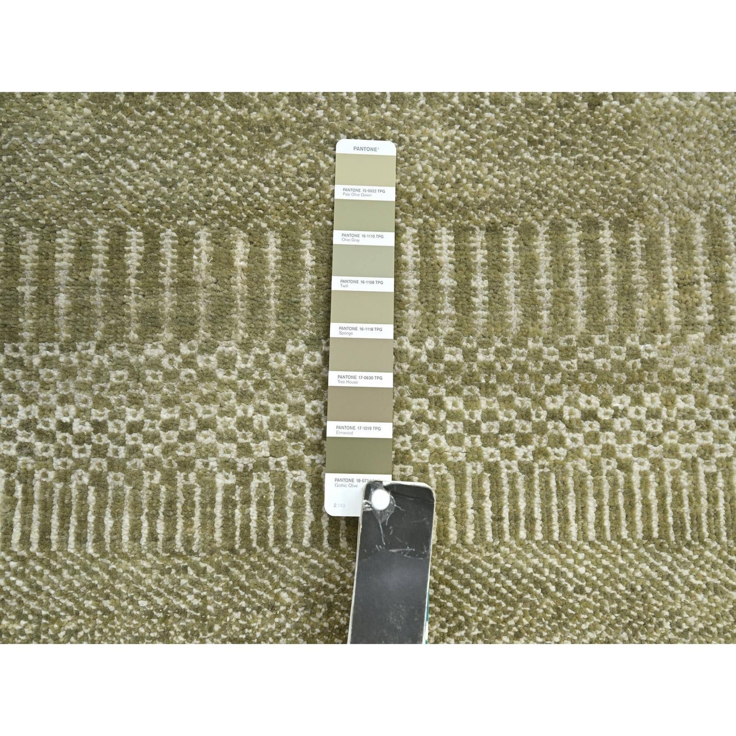 2'5"X13'6" Gray Modern Grass Design Hand Knotted Wool And Silk Runner Rug
