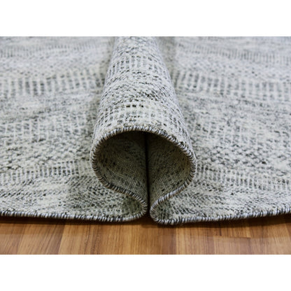 9'5"X9'6" Goose Gray Undyed 100% Wool Hand Knotted Grass Design Round Rug