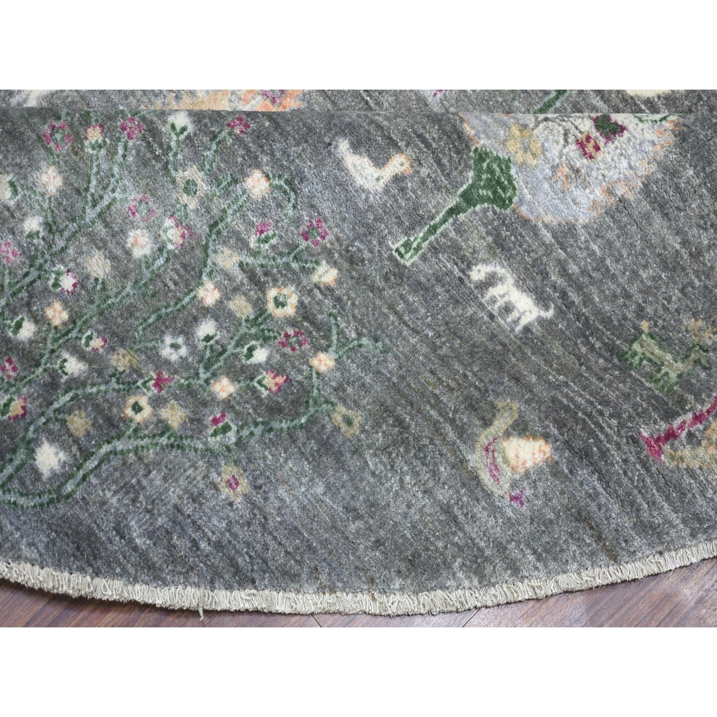 8'2"X8'2" Round Folk Art Willow And Cypress Tree Design Hand Knotted Rug