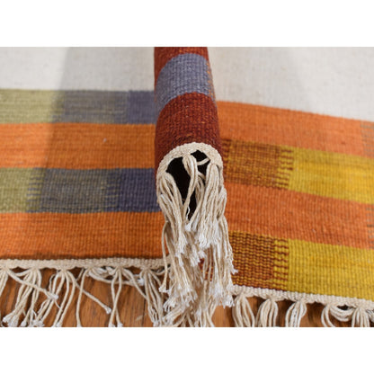 Rug 5'5"x7'10" Ivory Flat Weave Durie Kilim Pure Wool Hand Woven