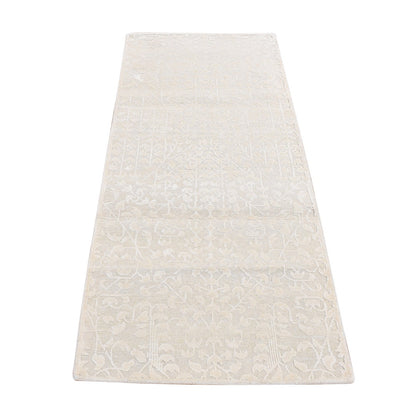 2'5"X6' Ivory Hand Knotted Tone On Tone Pure Silk With Wool Runner Rug