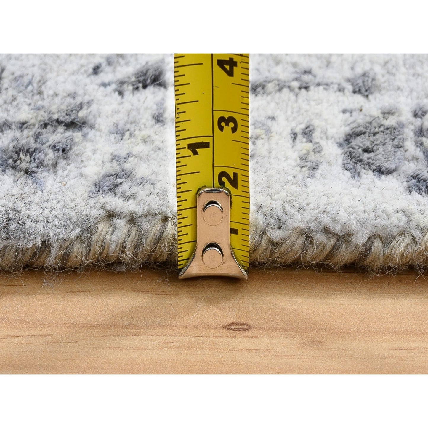 2'6"X6' Hand Knotted Gray Erased Farsian Design Wool/Silk Runner Rug