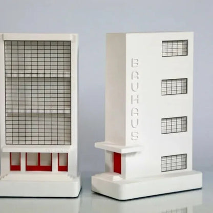 Chisel & Mouse/ Bauhaus Dessau - mini plaster sculpture