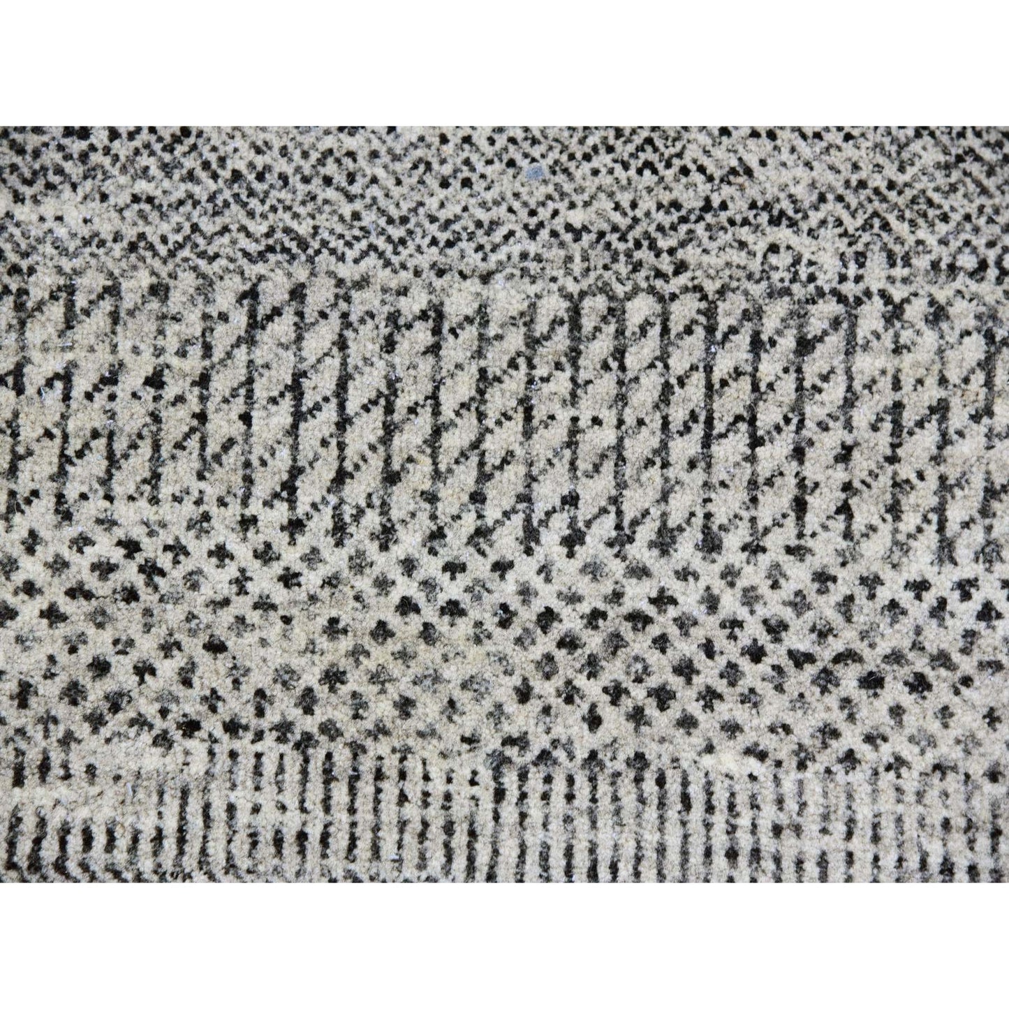 8'X8' Bright Gray Hand Knotted Grass Design Round Pure Undyed Wool Rug