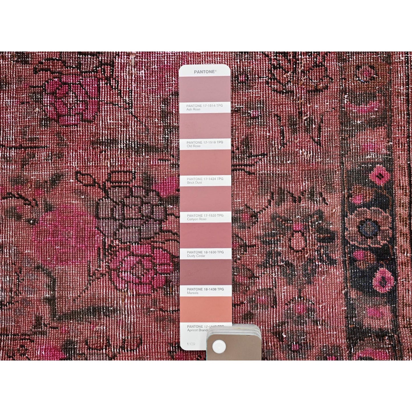 2'6"X9'3" Pink Overdyed Vintage Zoroastrian Hand Knotted Wool Runner Rug