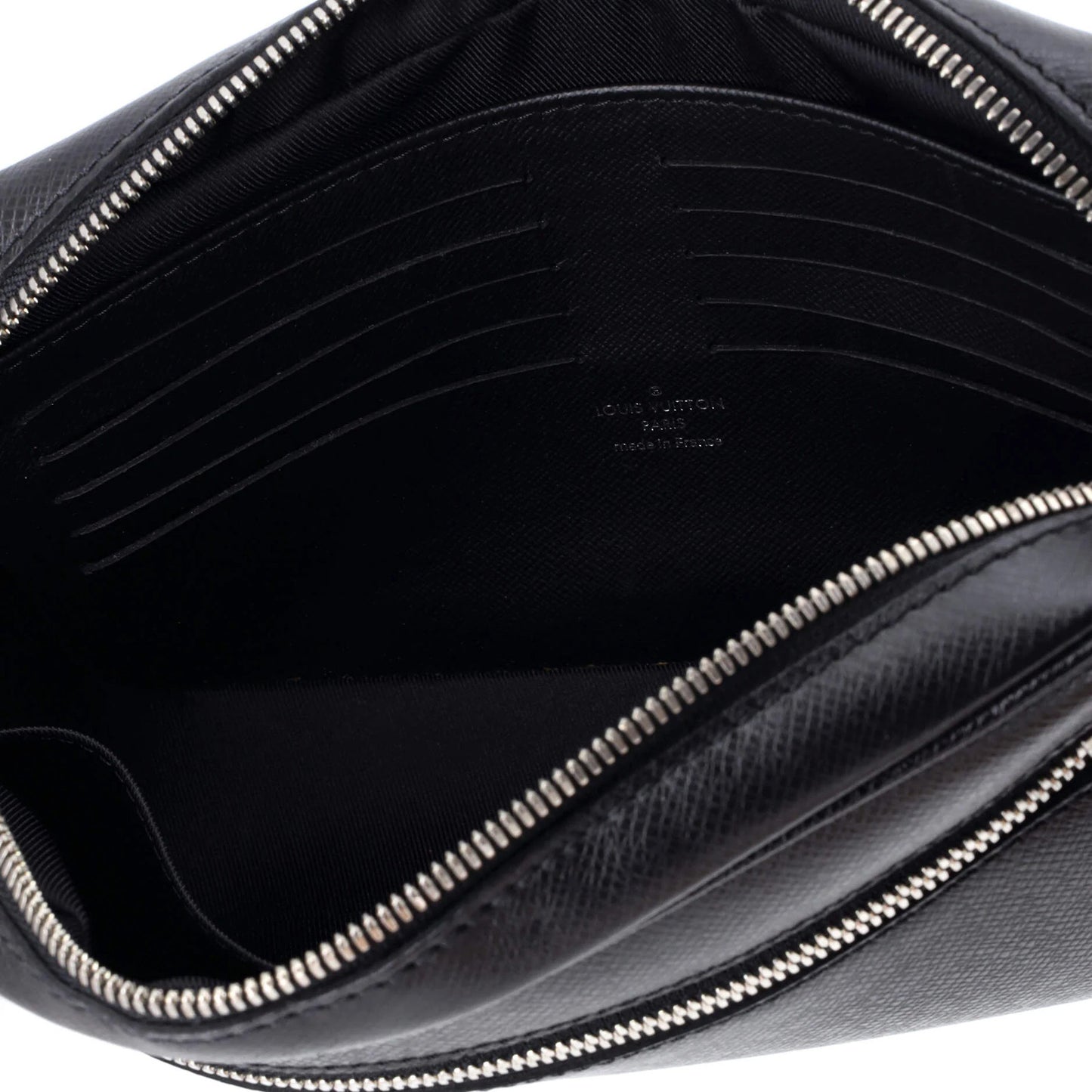 Louis Vuitton Kasai Clutch Taiga Leather