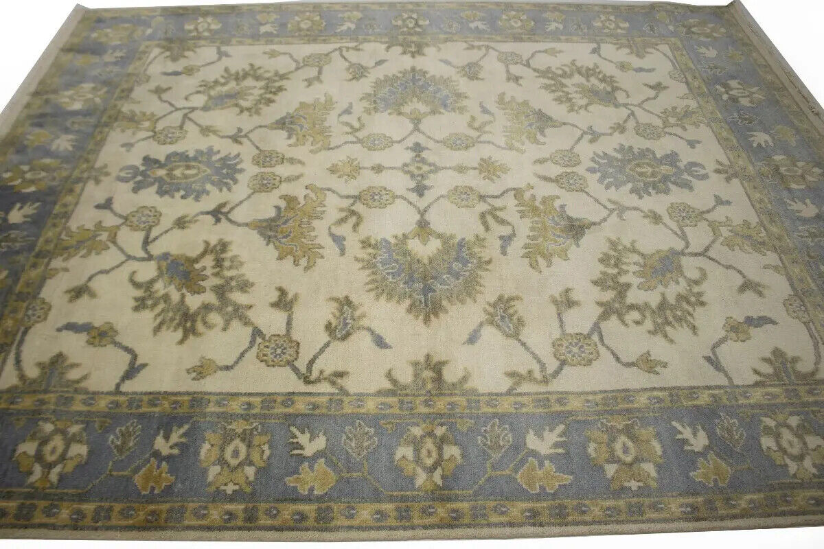 Hand-Knotted Oushak Chobi Wool Rug Cream Floral