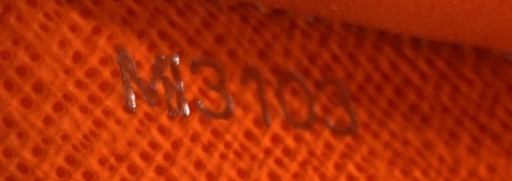 Louis Vuitton Zippy Wallet Epi Leather