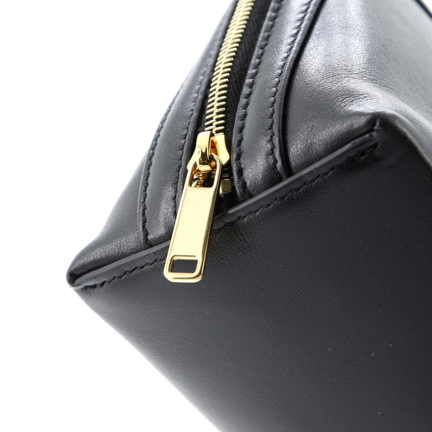 Celine Cuir Triomphe Zip Around Chain Clutch Leather