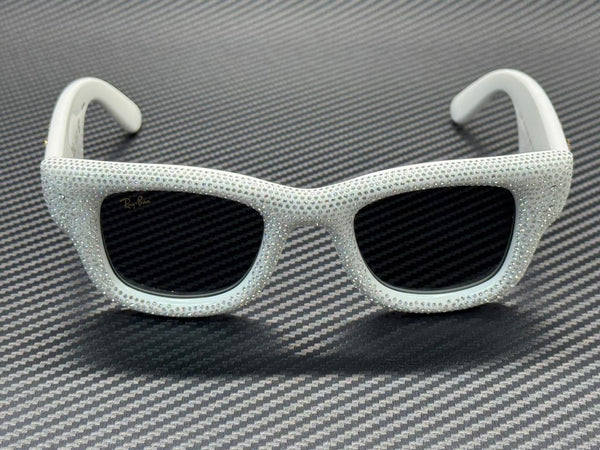 RAY BAN RB4940BP 686687 White Strass Grey Wayfarer Puffer Unisex 47 mm Sunglasse