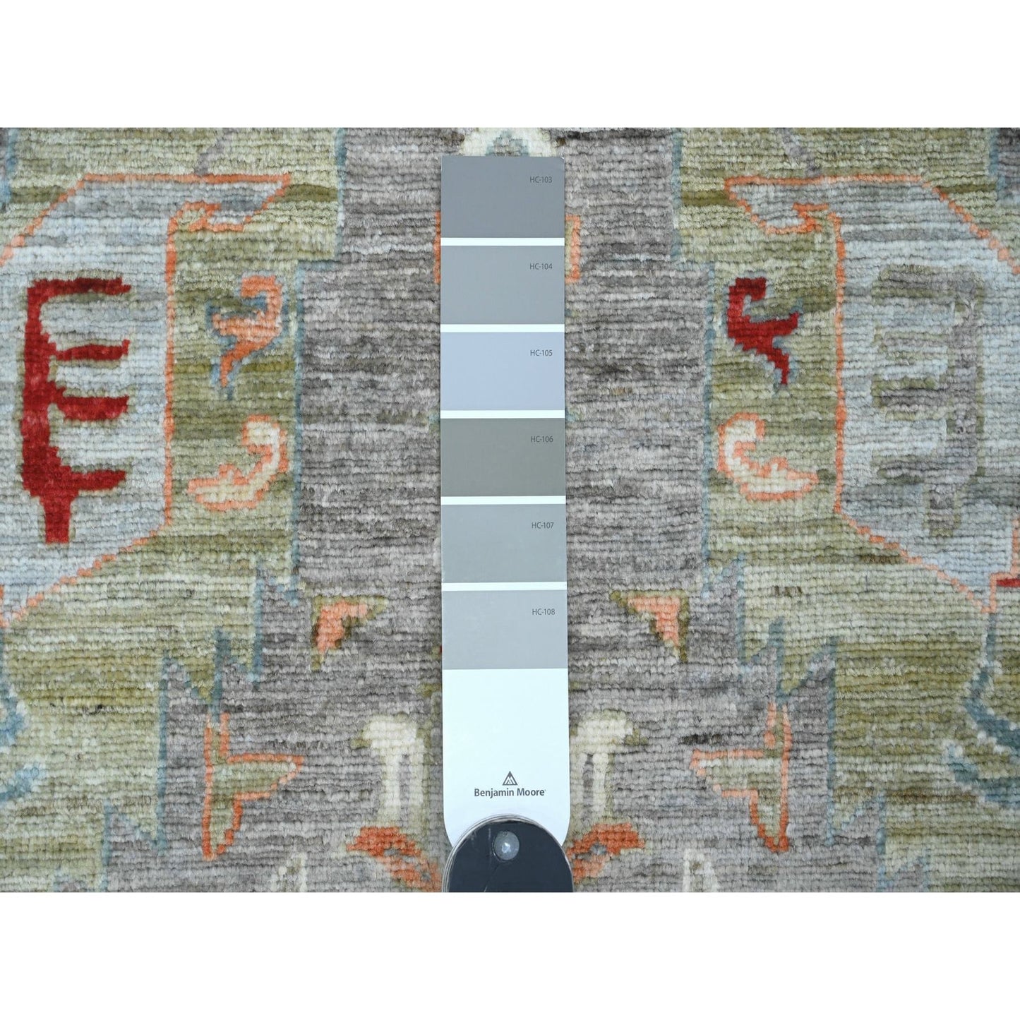 2'8"X7'8" Gray Heris With Dragon Design Pure Wool Hand Knotted Runner Rug