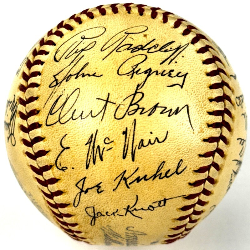 1938 Chicago White Sox Team Signed Baseball (27)