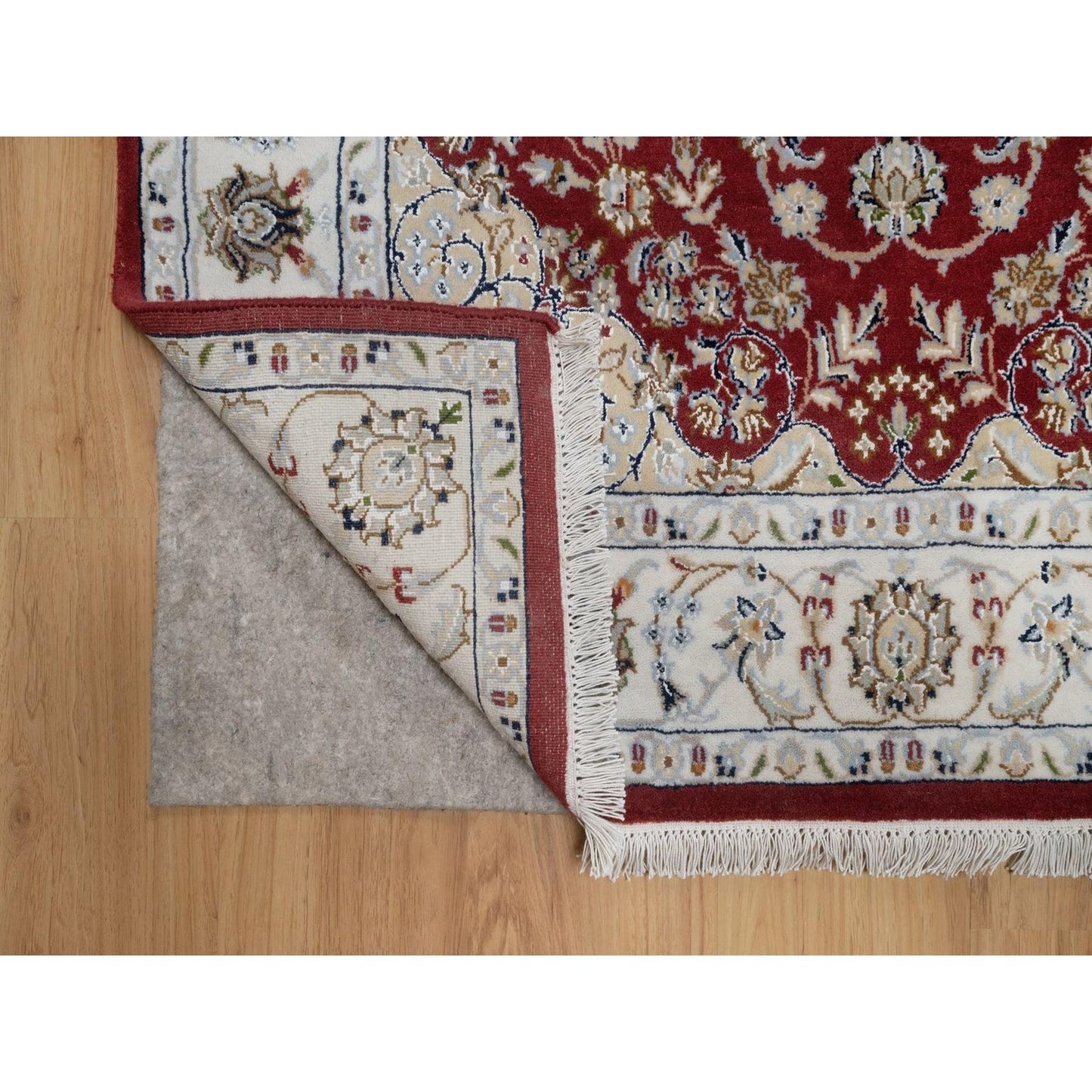 4'X6'1" Red Nain Medallion Design Hand Knotted Wool And Silk 250 Kpsi Rug