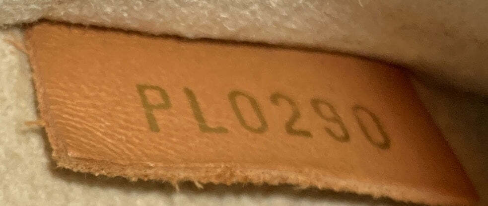 Louis Vuitton Boite Chapeau Souple Bag Damier Pm