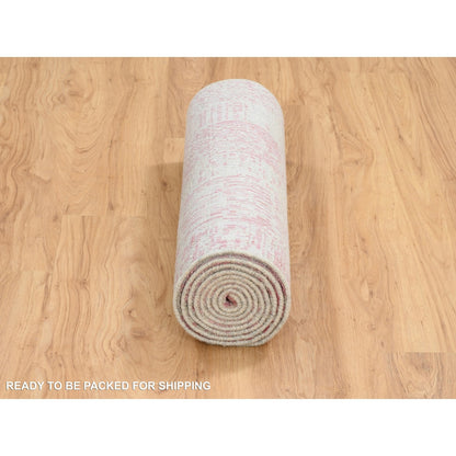 2'6"X10' Rose Pink Wool And Art Silk Jacquard Hand Loomed Runner Rug