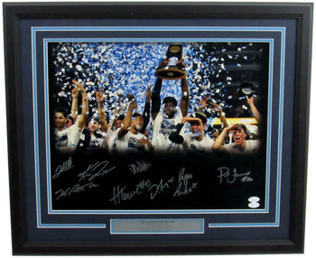 2016 Villanova National Champs 16X20 Photo Signed