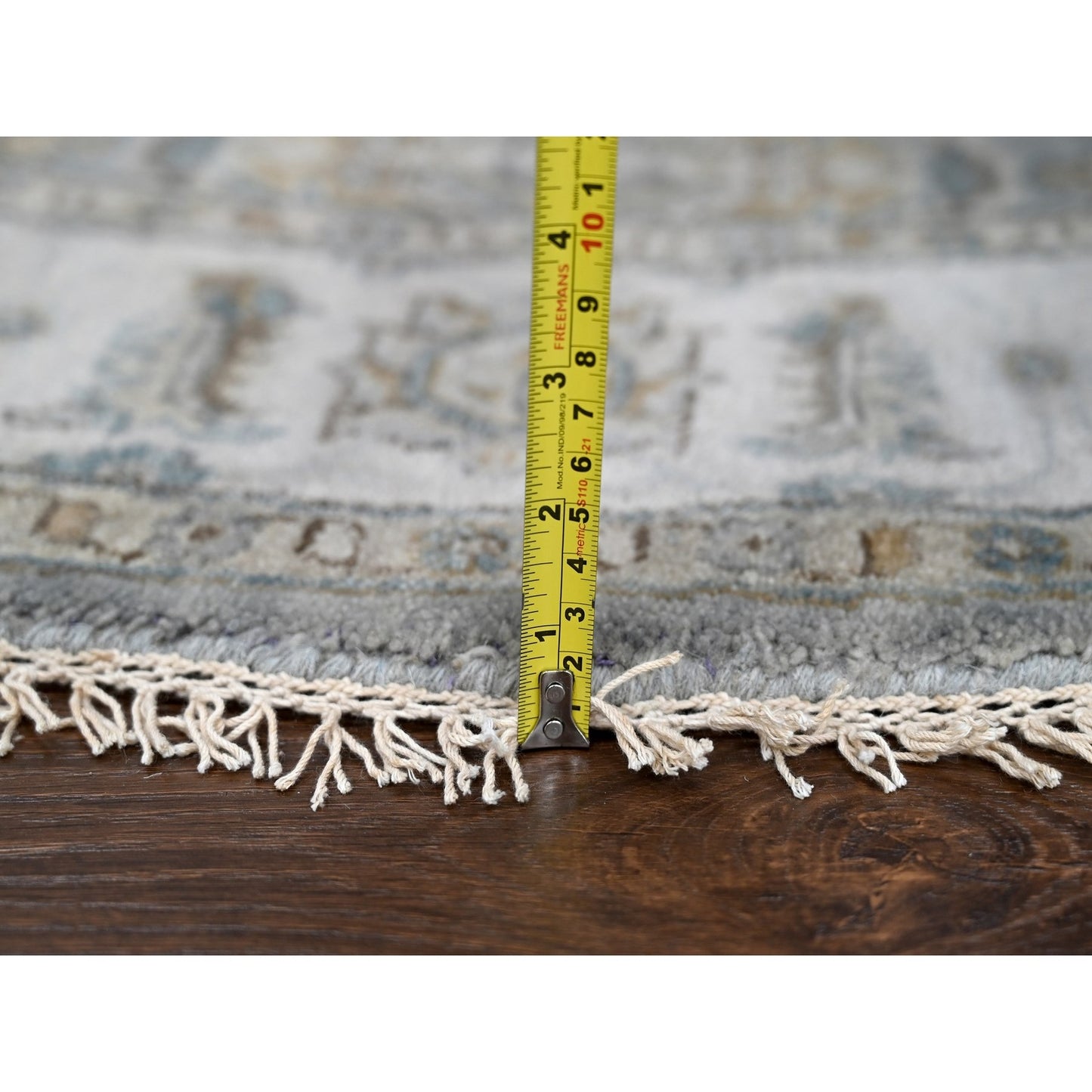 6'X6' Lavender Gray Hand Knotted Karajeh Design Wool Round Rug