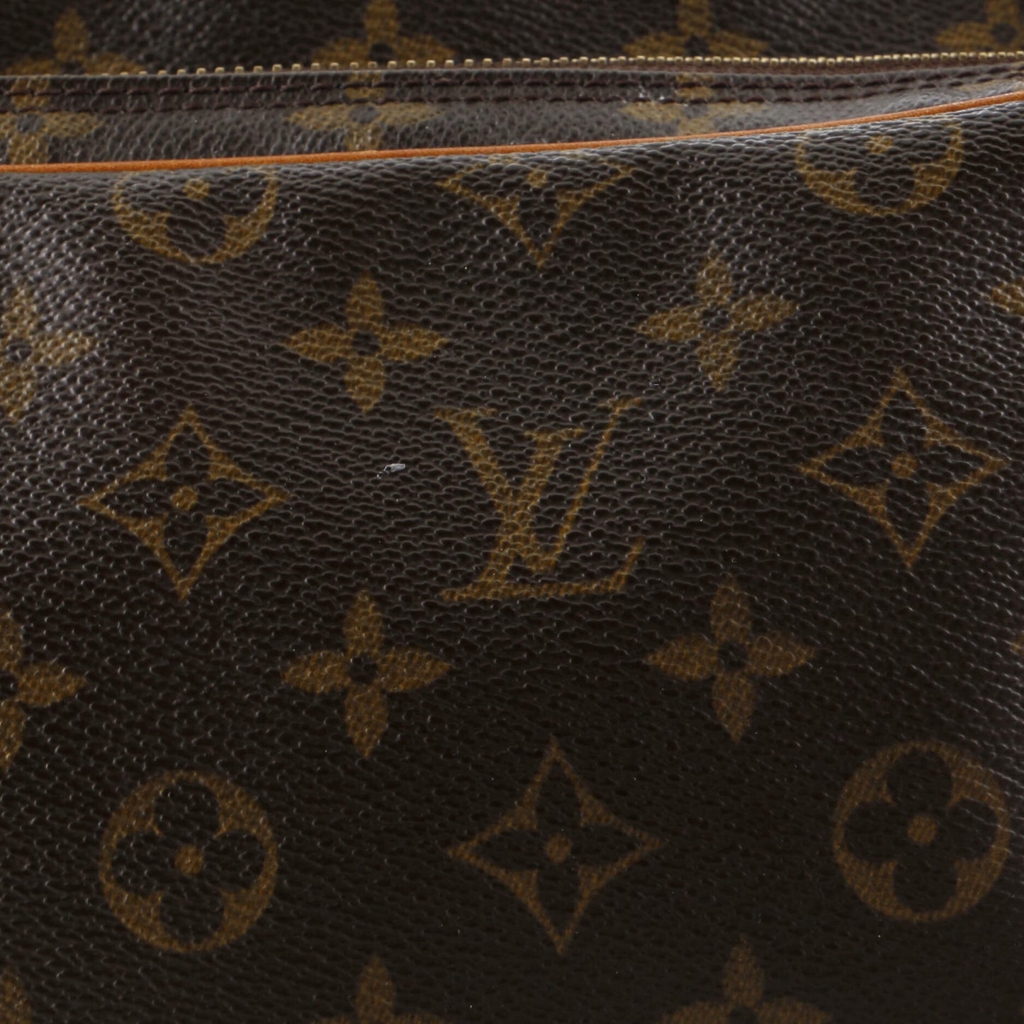 Louis Vuitton Nil Messenger Bag Monogram Canvas 28