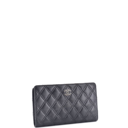 Chanel Double Stitch L-Yen Wallet Quilted Lambskin