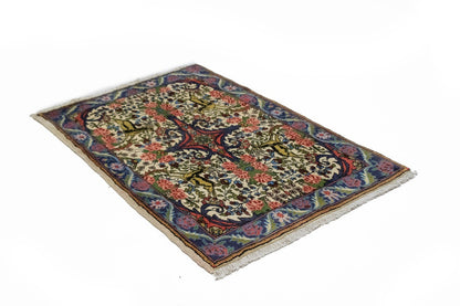 One-Of-A-Kind Handmade Oriental Rug Small Floral