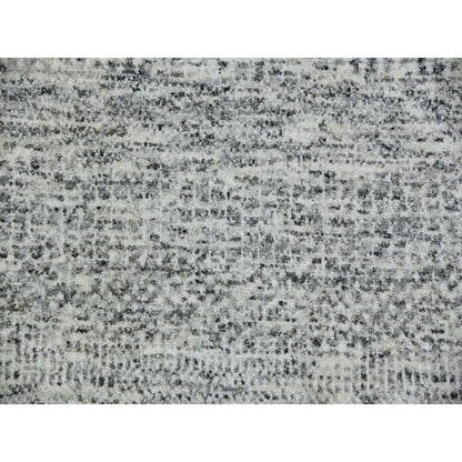 7'9"X7'9" Gray Undyed Pure Wool Grass Design Hand Knotted Round Rug