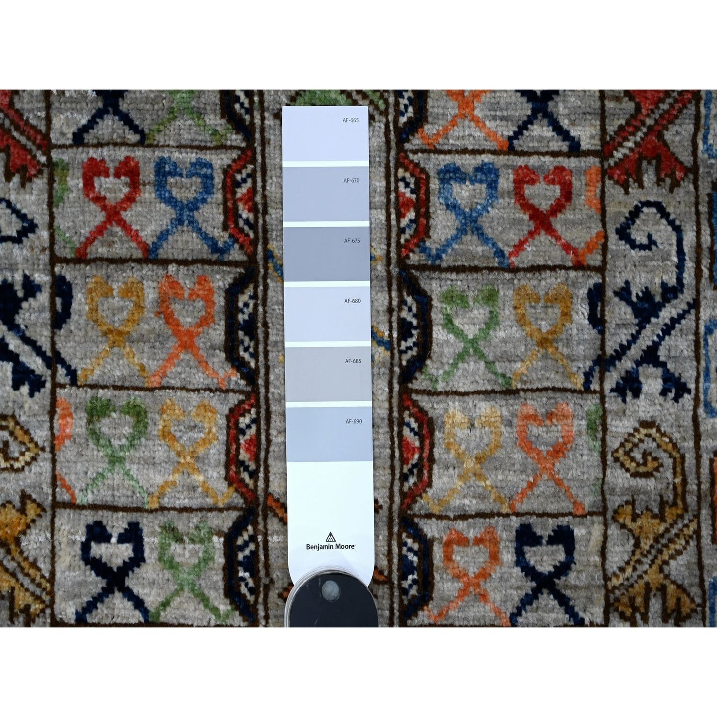 2'8"X11'10" Shark Gray Hand Knotted Hutchlu Design Soft Wool Runner Rug