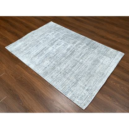 4'2"X6' Mist Gray Wool And Plant Based Silk Hand Loomed Modern Design Rug