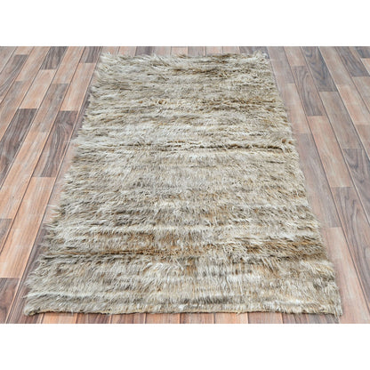 2'10"X5'5" Beige Shaggy Moroccan Undyed Natural Wool Hand Knotted Rug