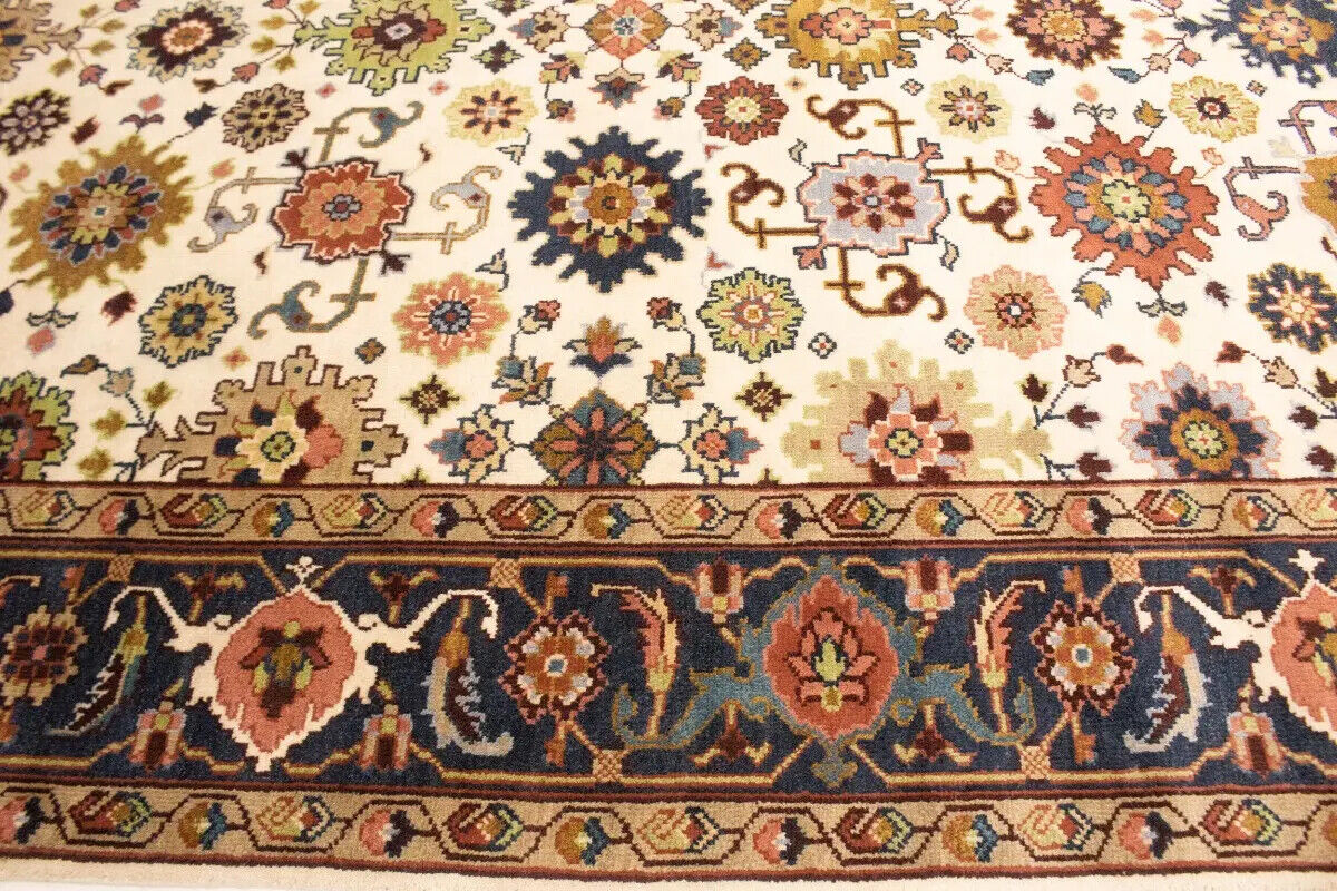 Handmade Vintage Oriental Rug Classic Design