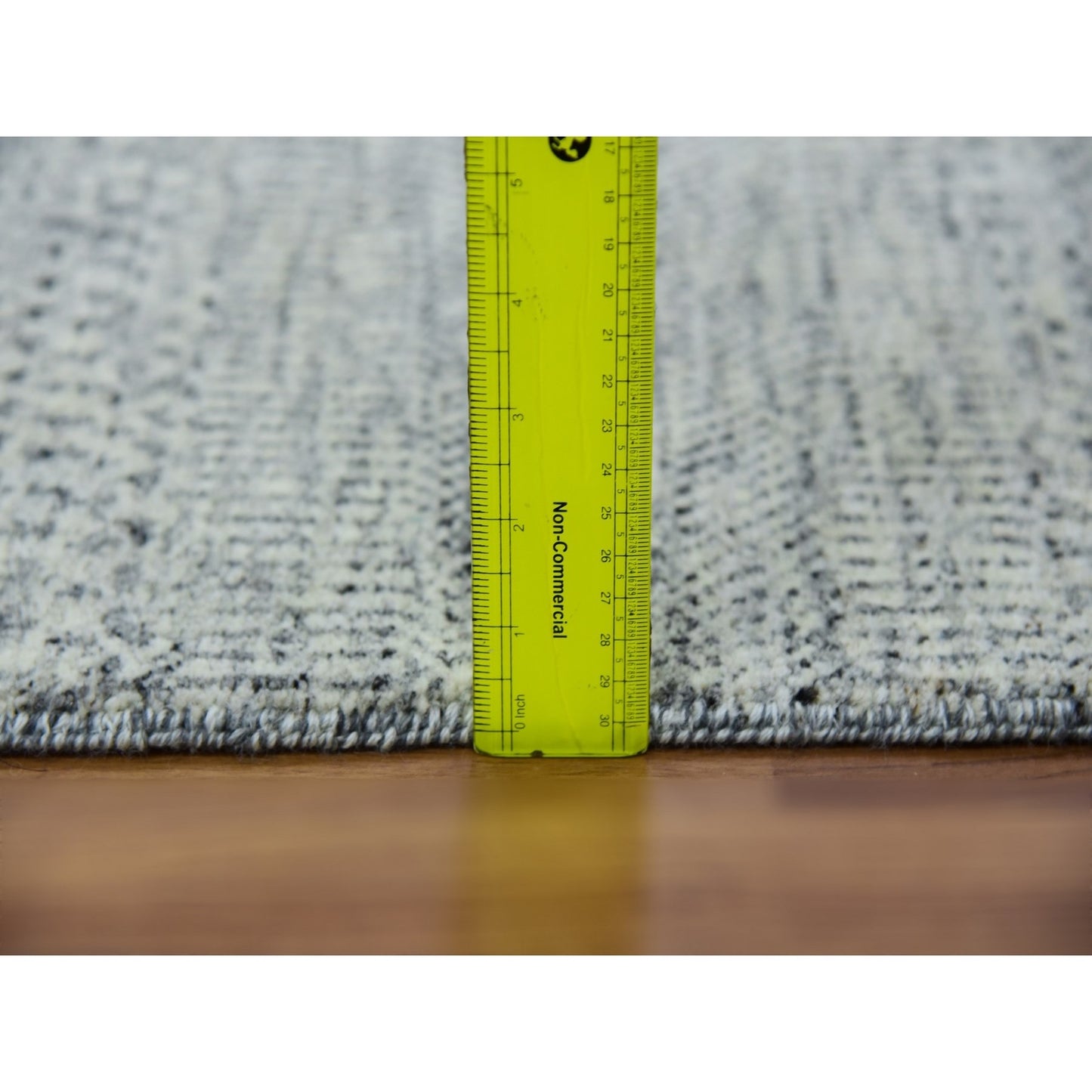 3'X5'6" Light Gray Modern Grass Design Undyed Pure Wool Hand Knotted Rug