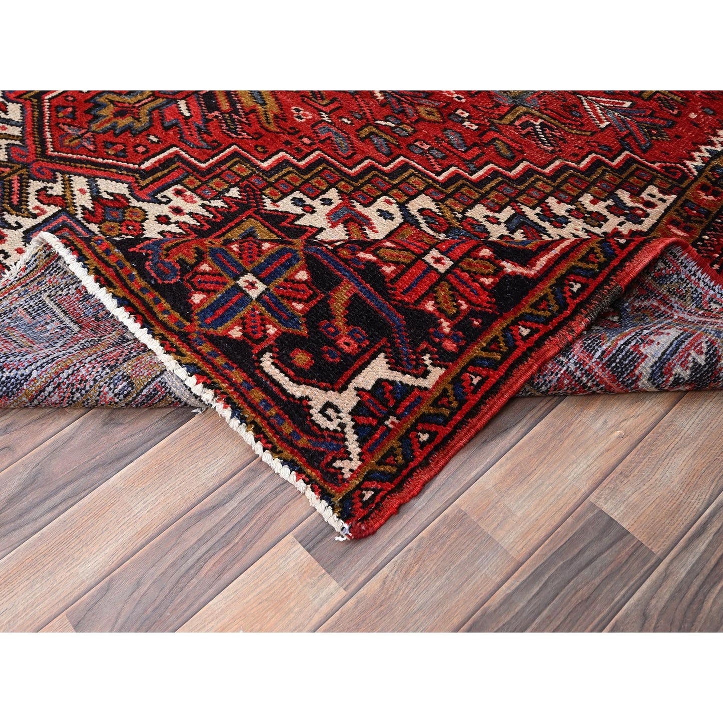 7'8"X11' Carmine Red Vintage Zoroastrian Heris Pure Wool Hand Knotted Rug