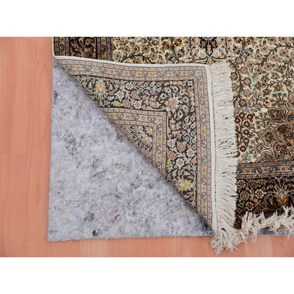 3'X5'5" Ivory Silk Intricate Medallion Design Hand Knotted Oriental Rug