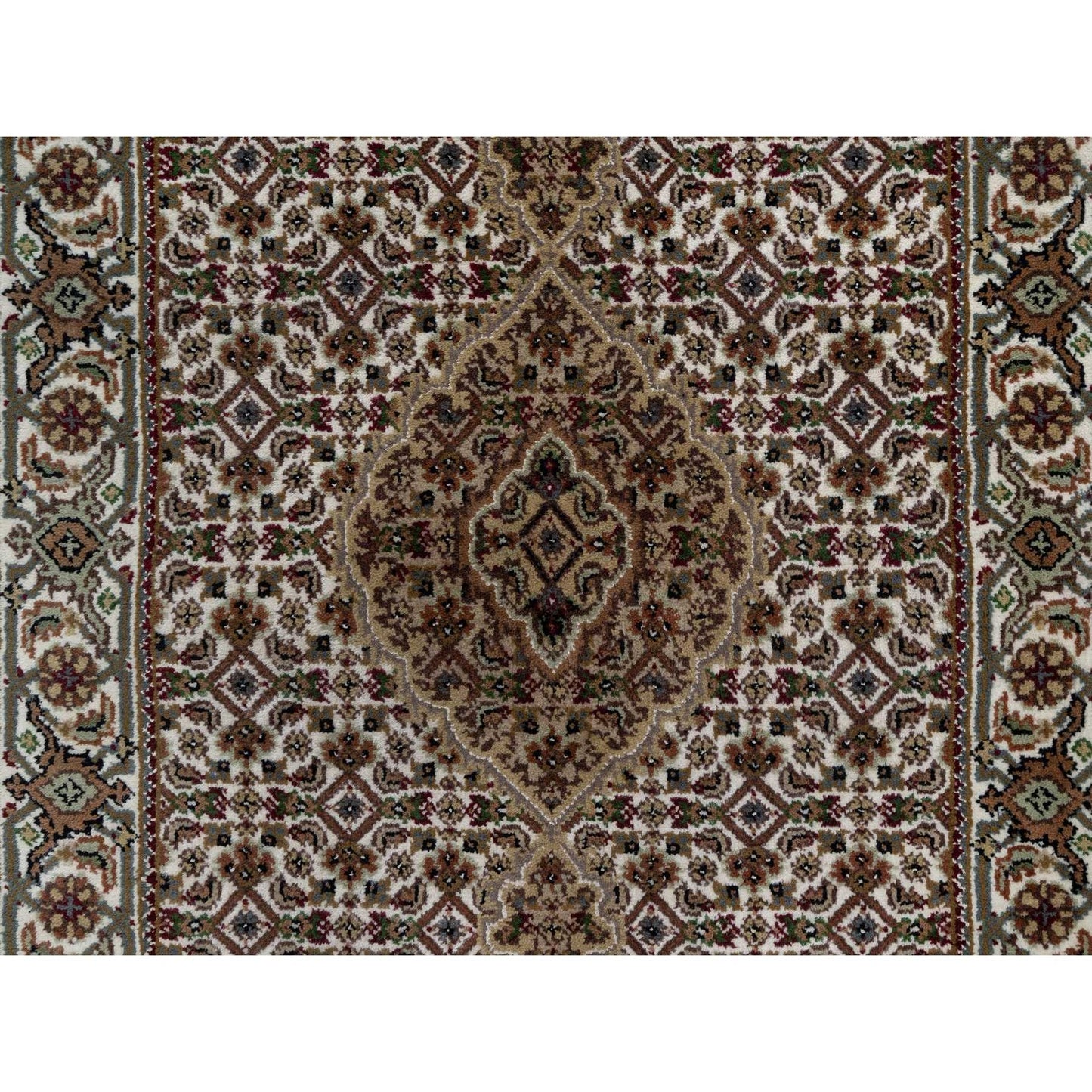 2'10"X8' White Tebraz Mahi With Fish Design Hand Knotted Wool Runner Rug