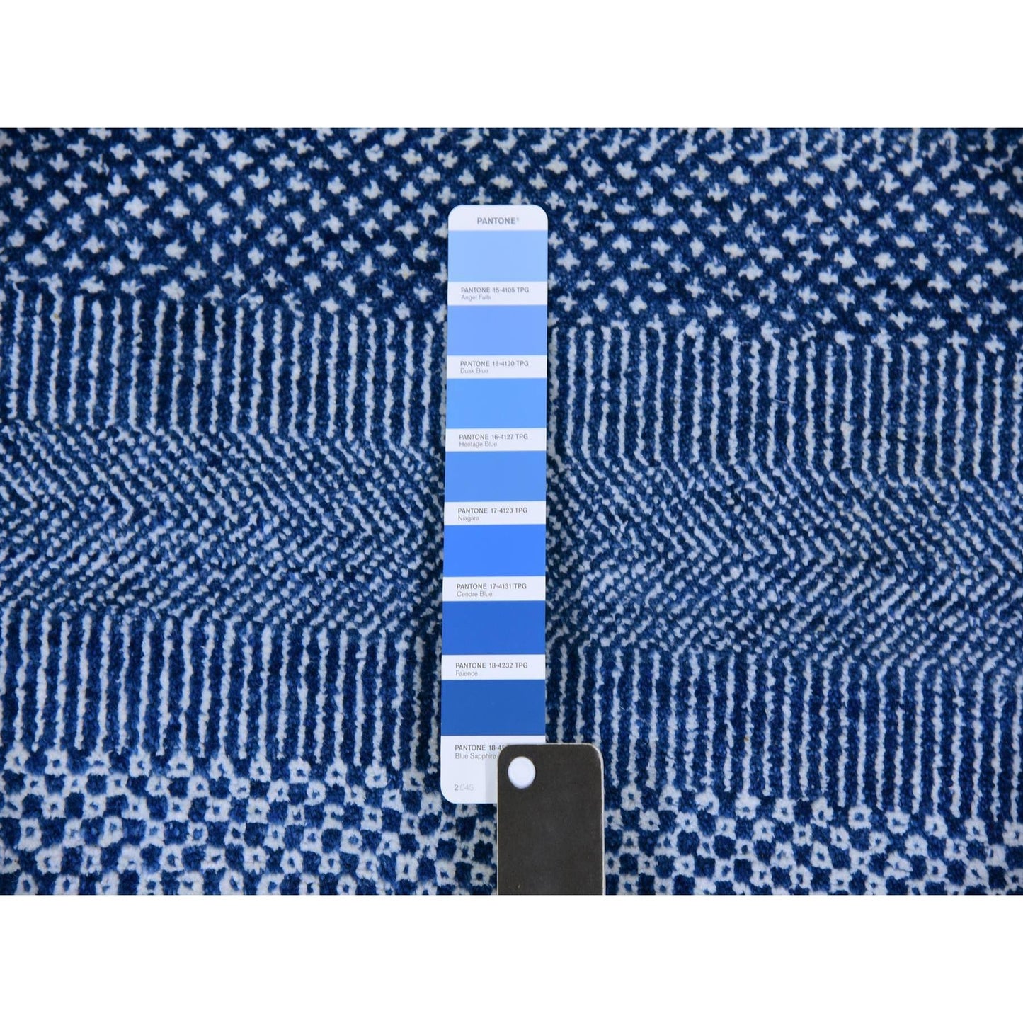 2'7"X12' Penn Blue Modern Grass Wool And Silk Hand Knotted Runner Rug