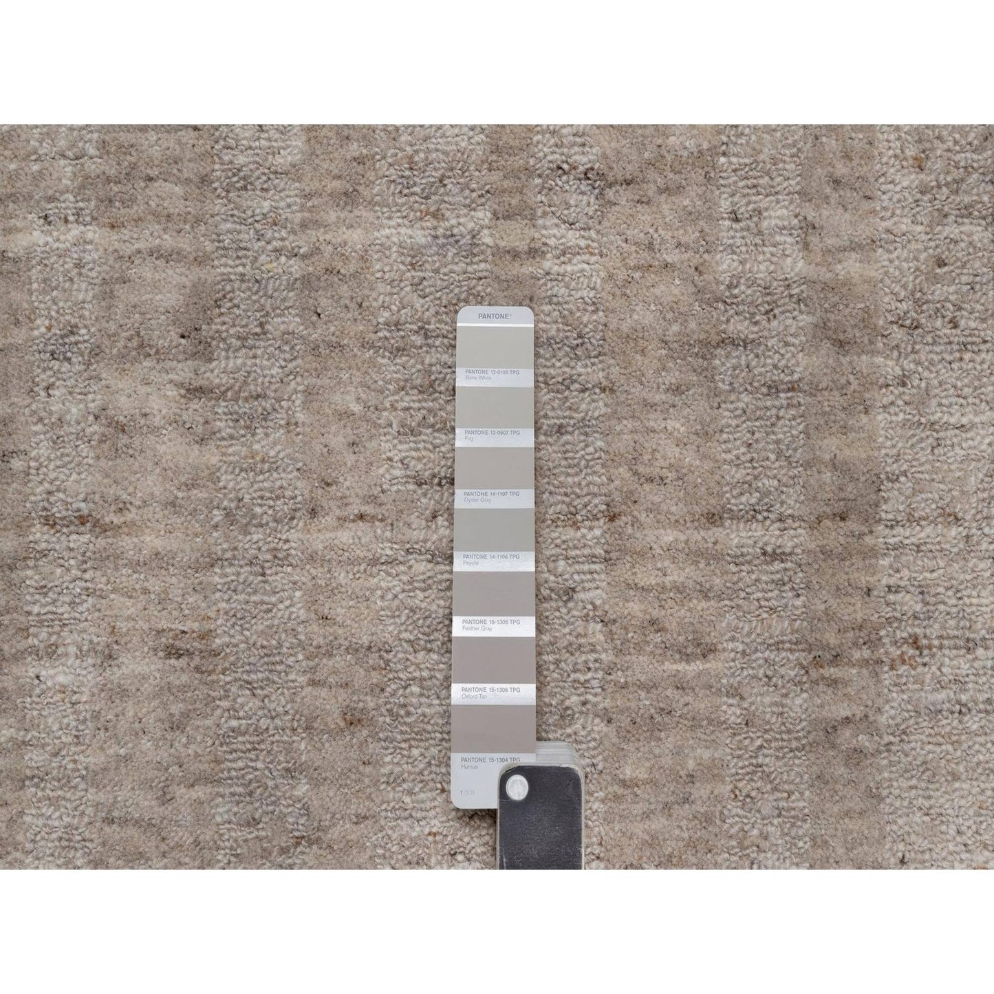 2'6"X8' Brown Natural Wool Salt And Pepper Effect Hand Loomed Runner Rug