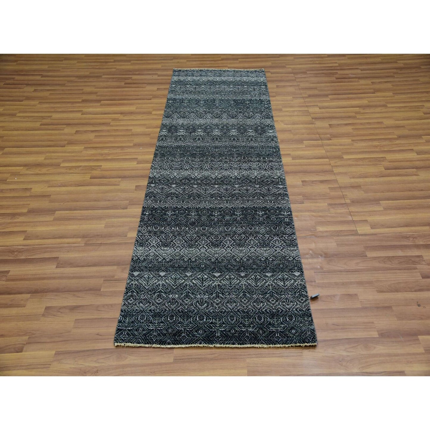 2'7"X8' Gray Hand Knotted Kohinoor Herrita Shiny Wool Runner Oriental Rug