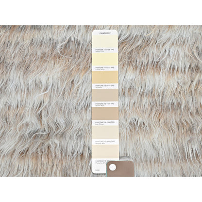 2'10"X5'5" Beige Shaggy Moroccan Undyed Natural Wool Hand Knotted Rug